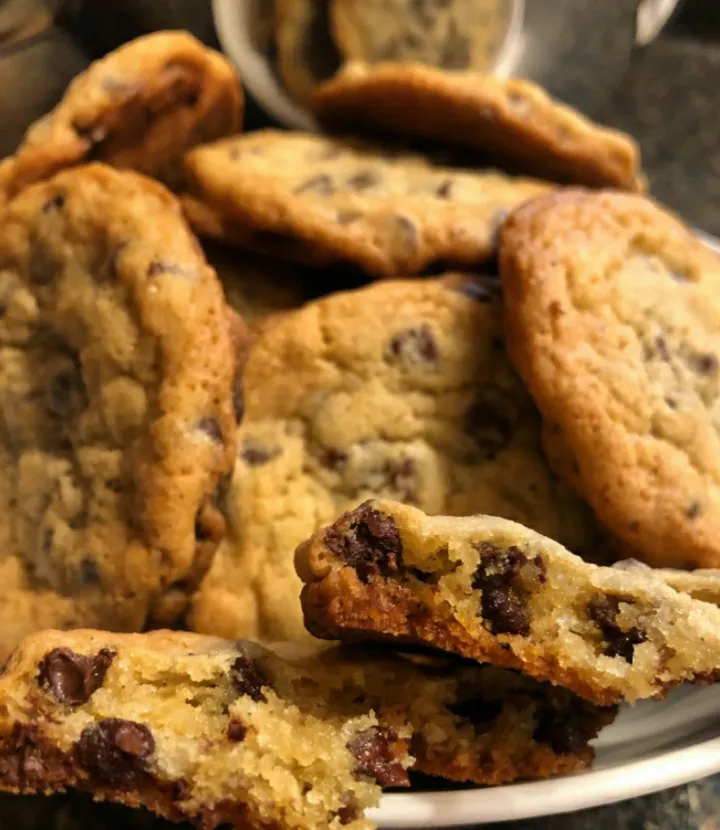 Cookies with minj choco chips