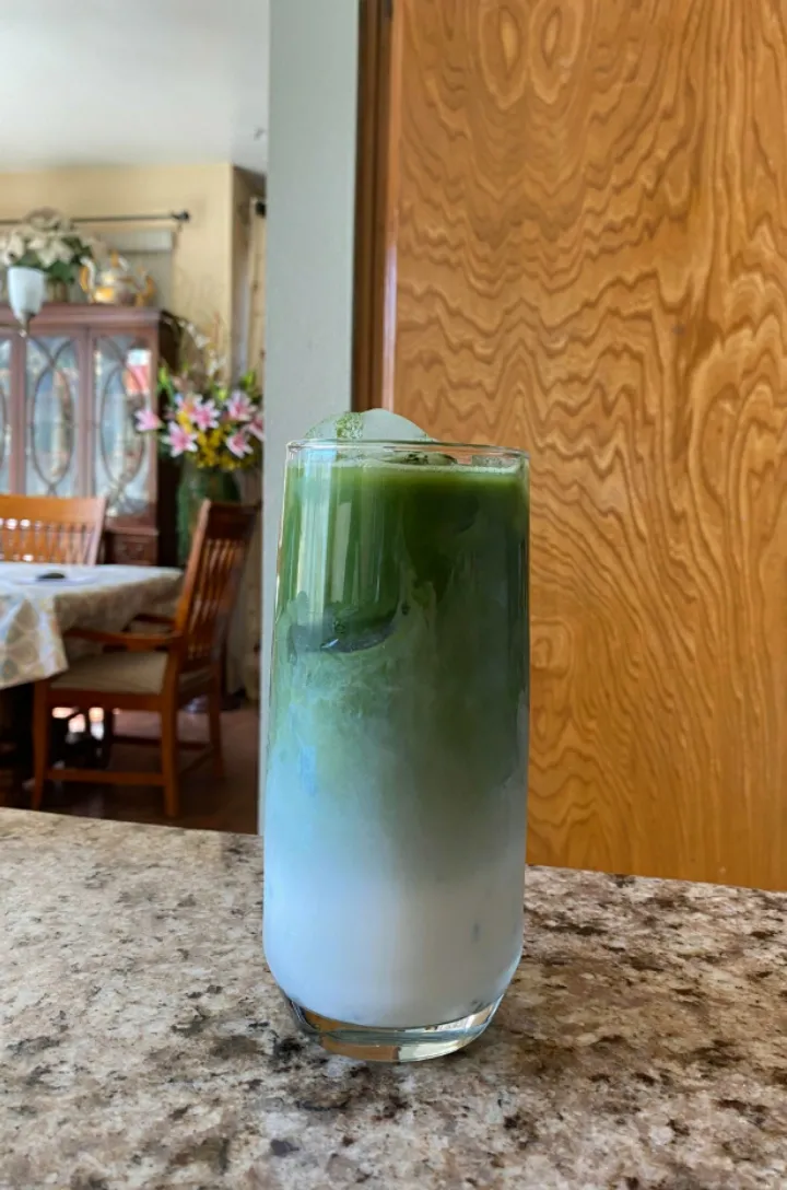 Matcha milk tea