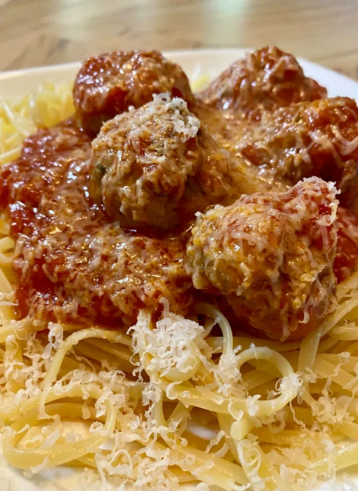Spagetti and meatballs