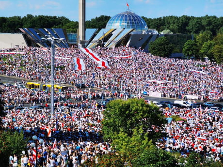 The biggest protest in the history of Belarus. more than 350,000 people